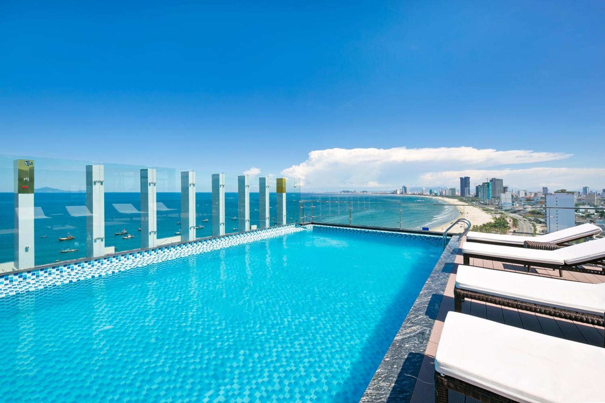 Alisia Beach Hotel Da Nang Esterno foto
