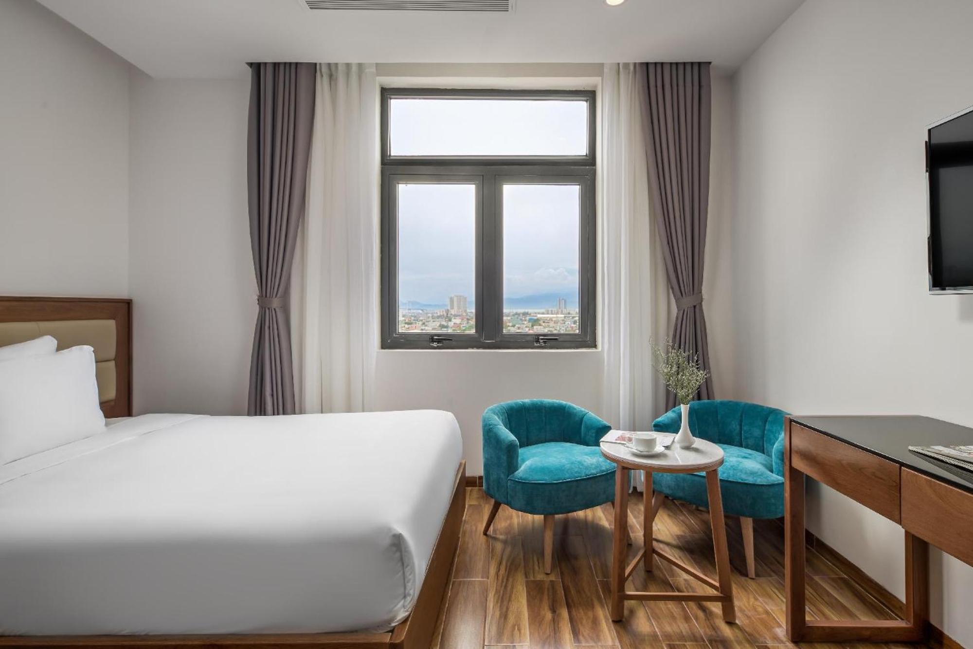 Alisia Beach Hotel Da Nang Esterno foto