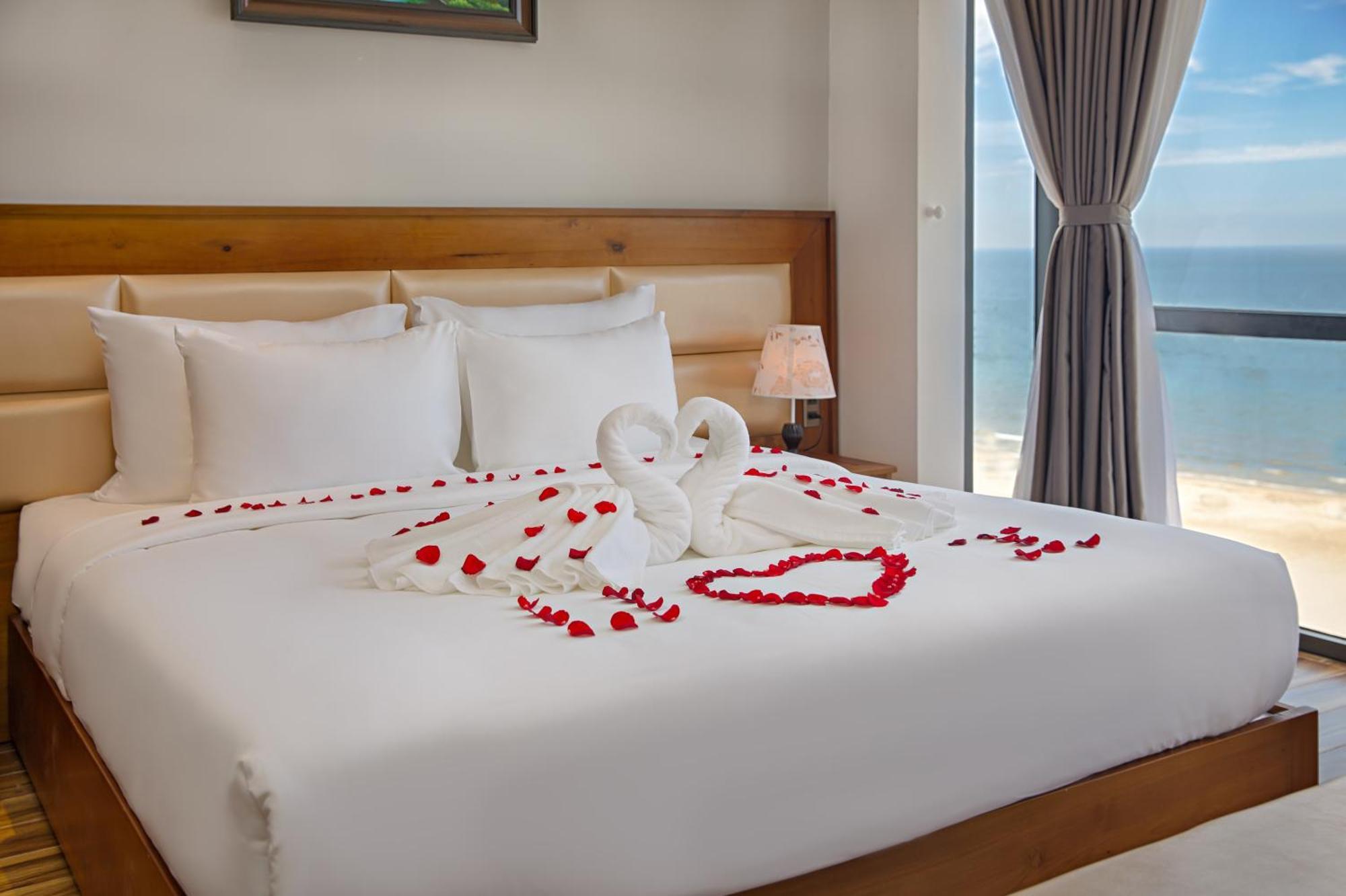 Alisia Beach Hotel Da Nang Esterno foto