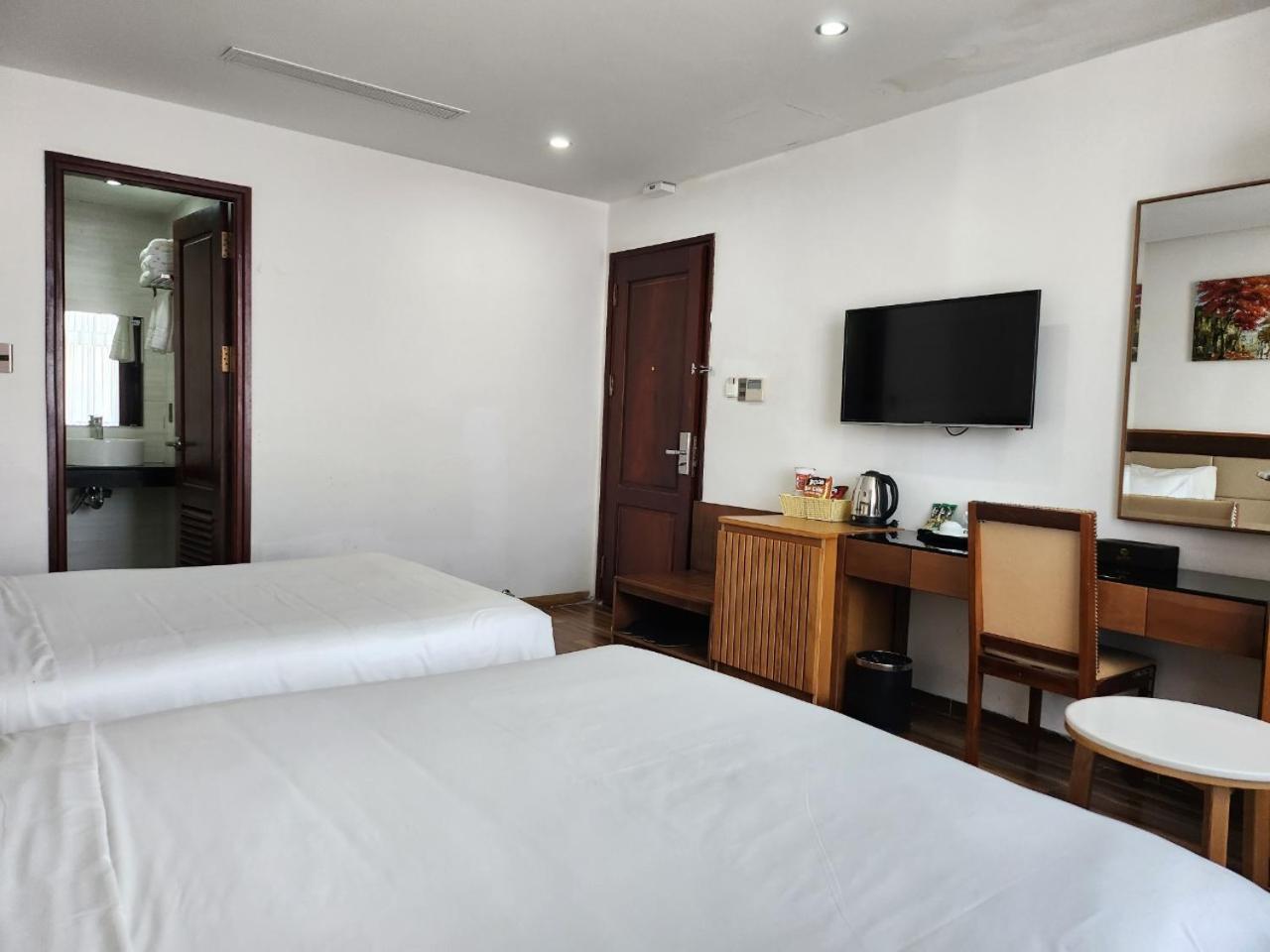 Alisia Beach Hotel Da Nang Esterno foto