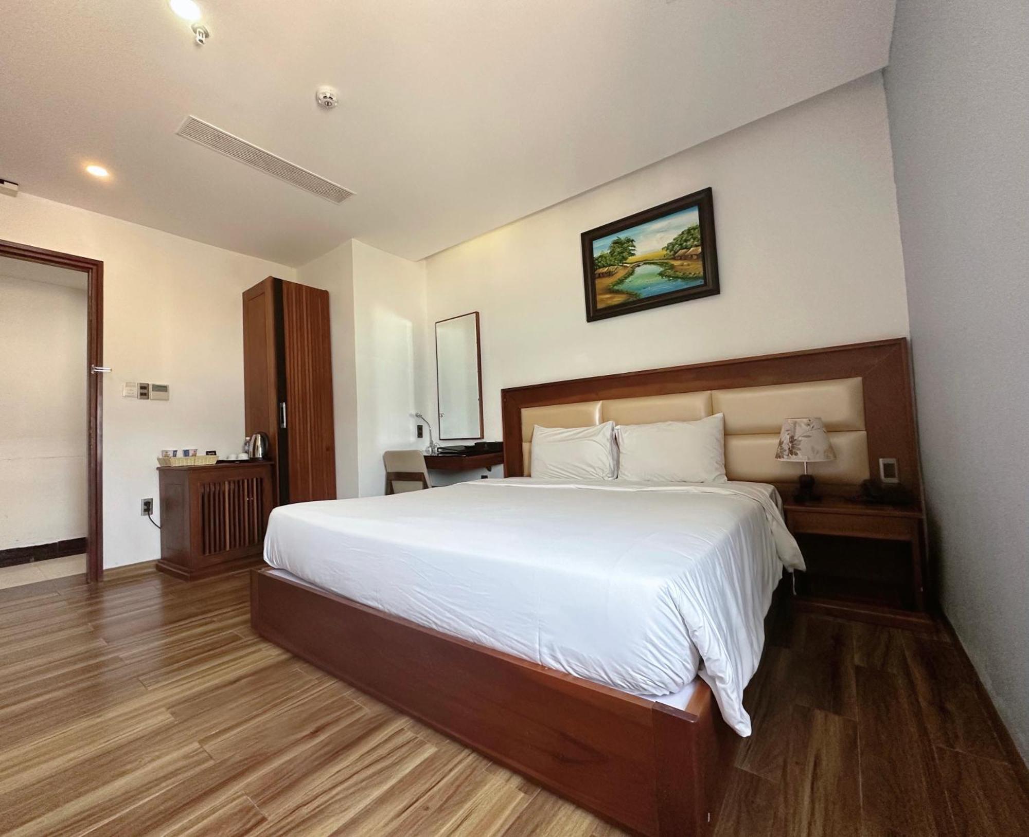 Alisia Beach Hotel Da Nang Esterno foto