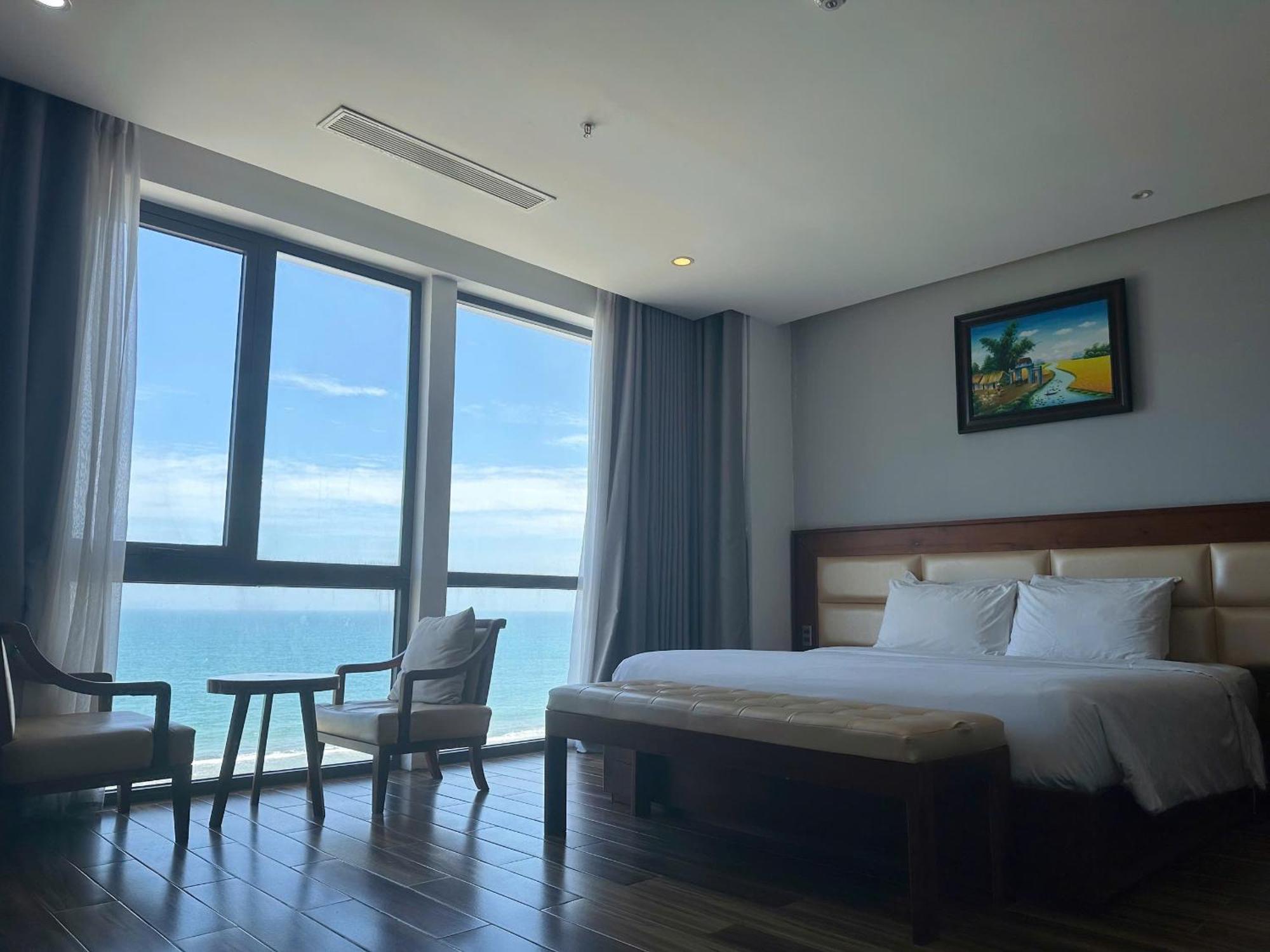 Alisia Beach Hotel Da Nang Esterno foto