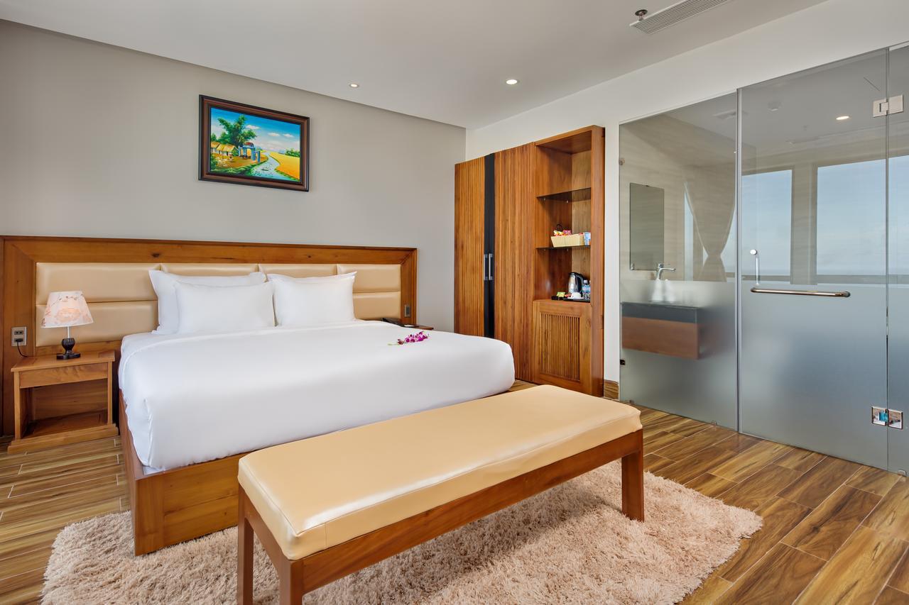 Alisia Beach Hotel Da Nang Esterno foto